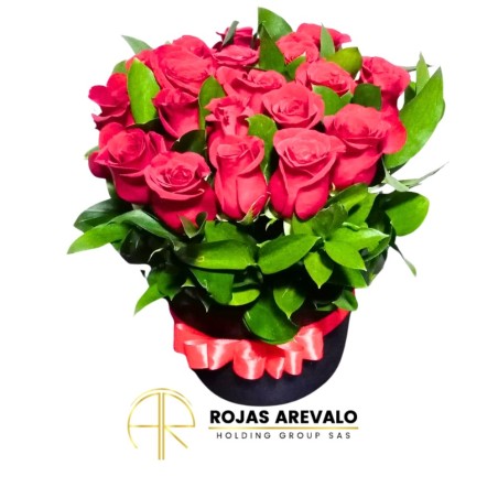 Arreglo Floral en Caja Redonda con Rosas y Moño